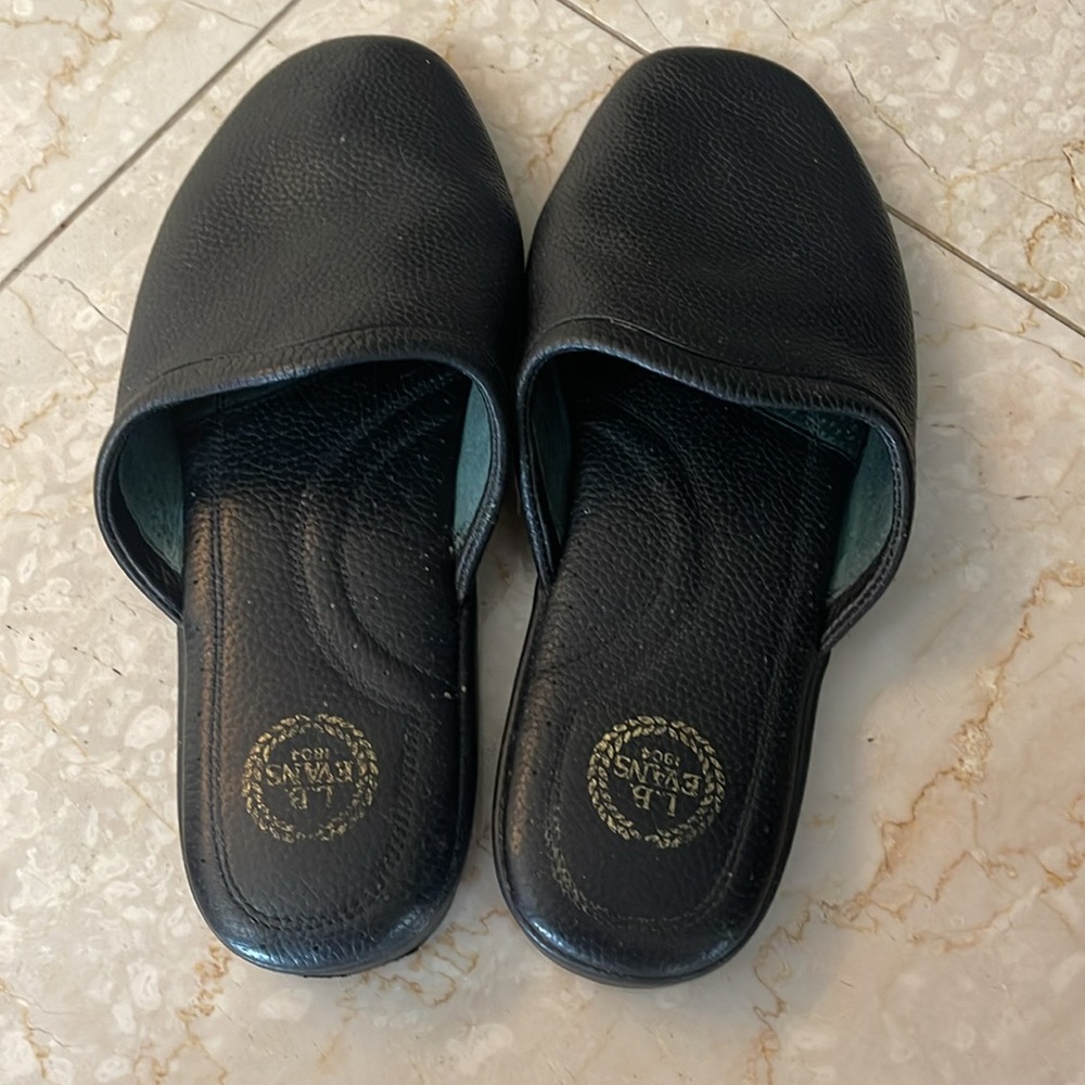 L.B Evans Black Men’s Leather Slippers Size 12